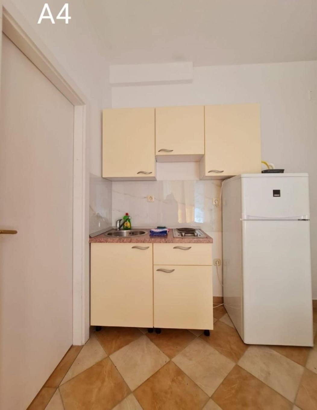 Apartments More Живогоще Екстер'єр фото